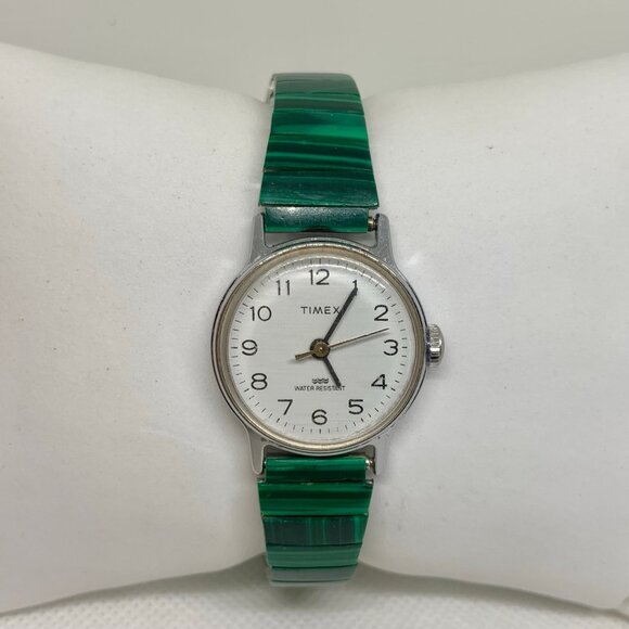Vintage Timex mechanical self winding watch silver tone 25mm  size 6” works - Picture 1 of 6